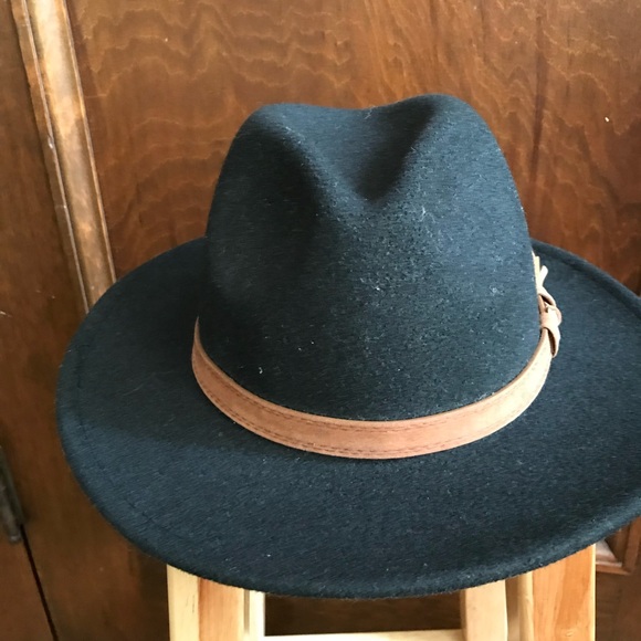 Women's Black Fedora Hat with Tan Band - Picture 4 of 5